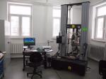 Instron 5582 100kN z komorą temperaturową i piecem